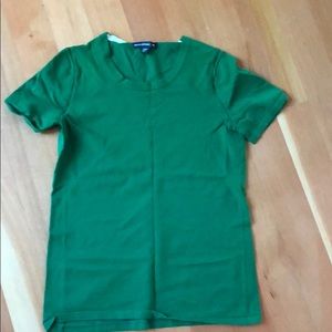 Kelly Green fitted short-sleeved knit top